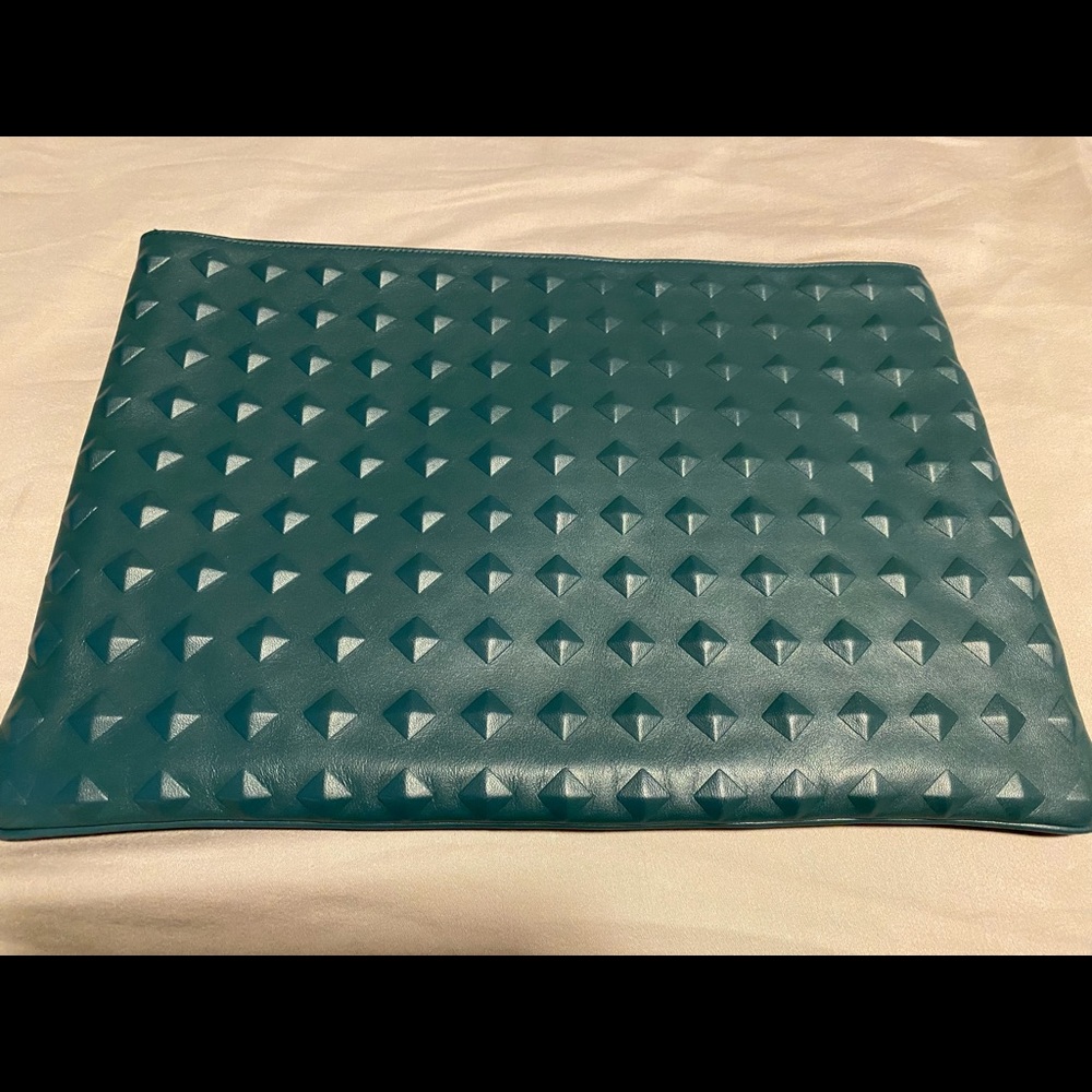 MCM Tantris Leather Pouch - Green